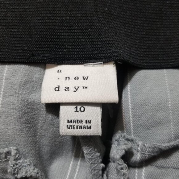 A New Day Pants 10 Grey Ankle Modern Office Striped Contemporary - Picture 2 of 5